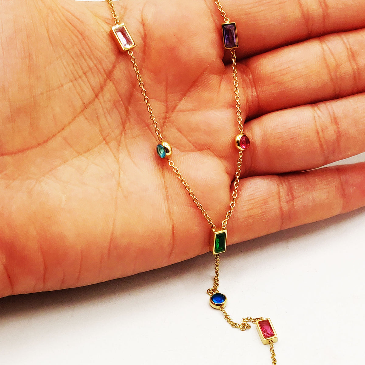 Collier Cristaux Multi Formes Multicolores Descendant