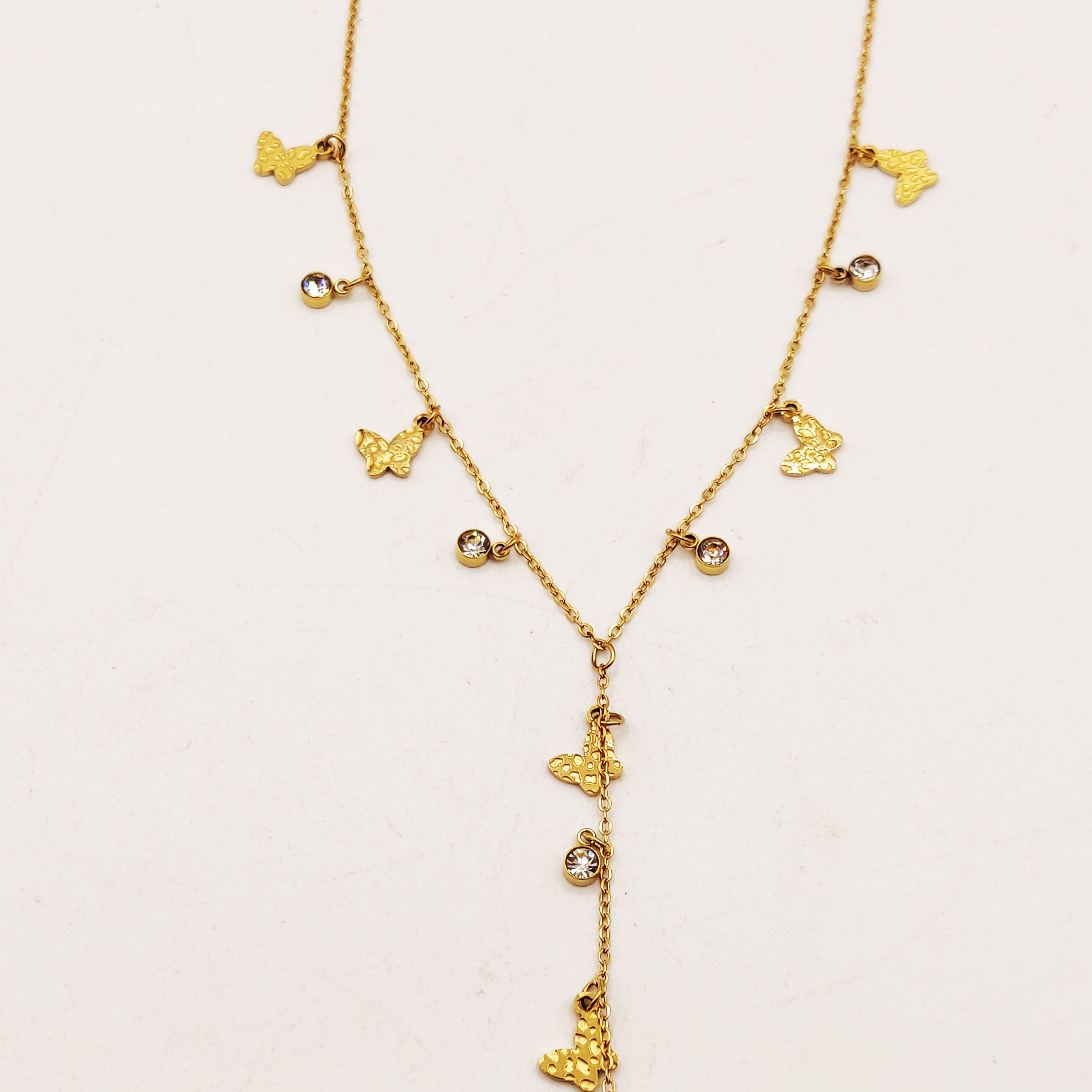 Collier Multi Papillons et Cristaux Descendant