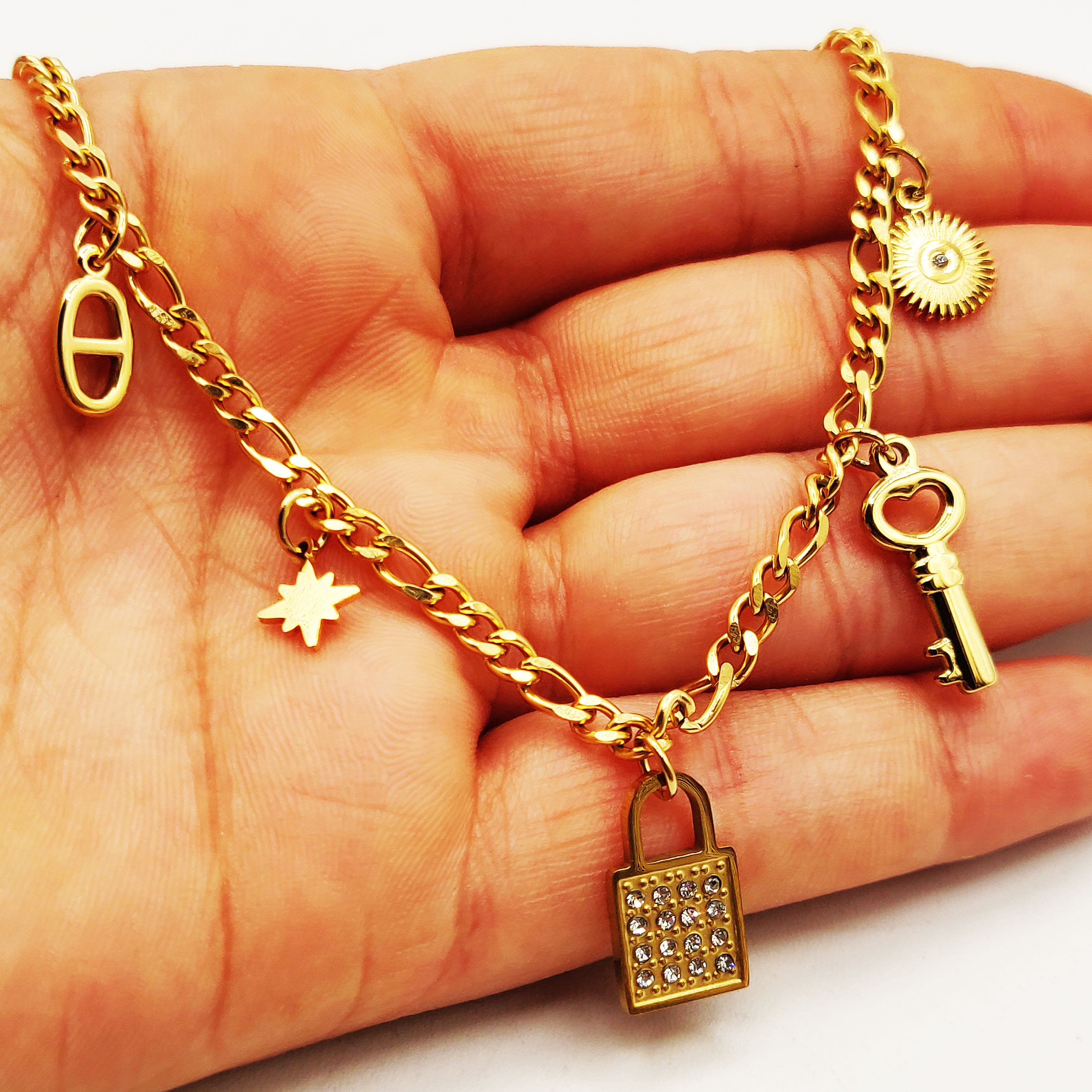 Collier Tresse Pendentifs Clé Cadenas H Luxe