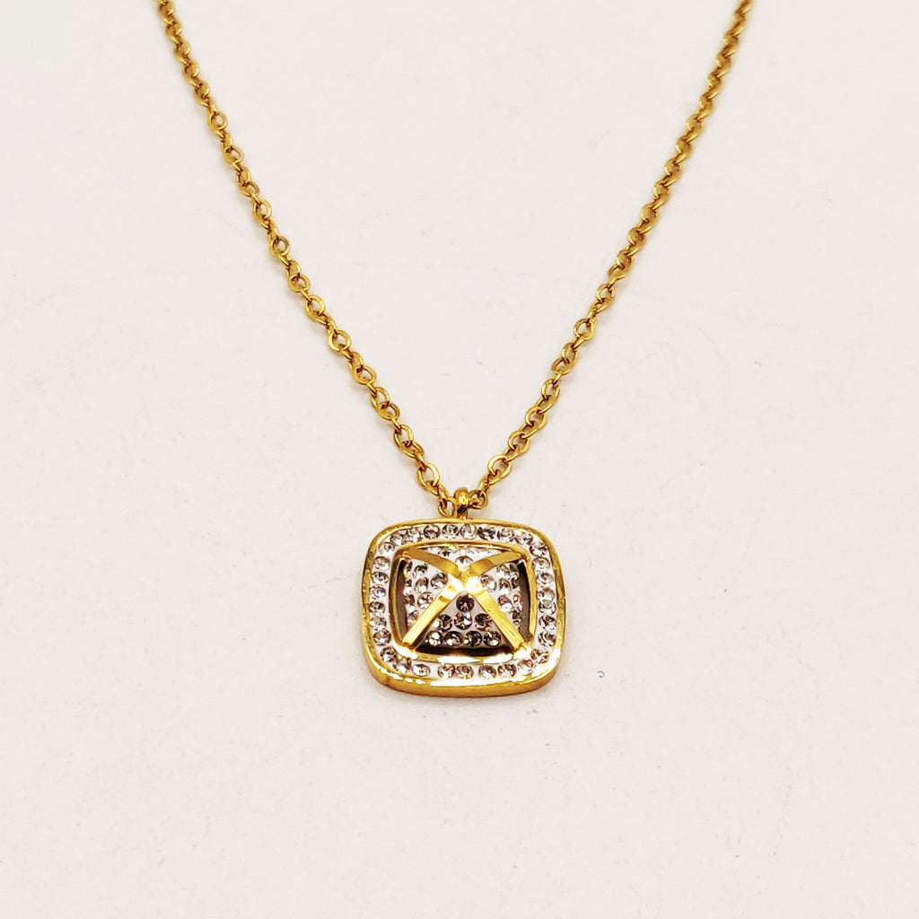 Collier Carré Bombé Cristaux X Petit