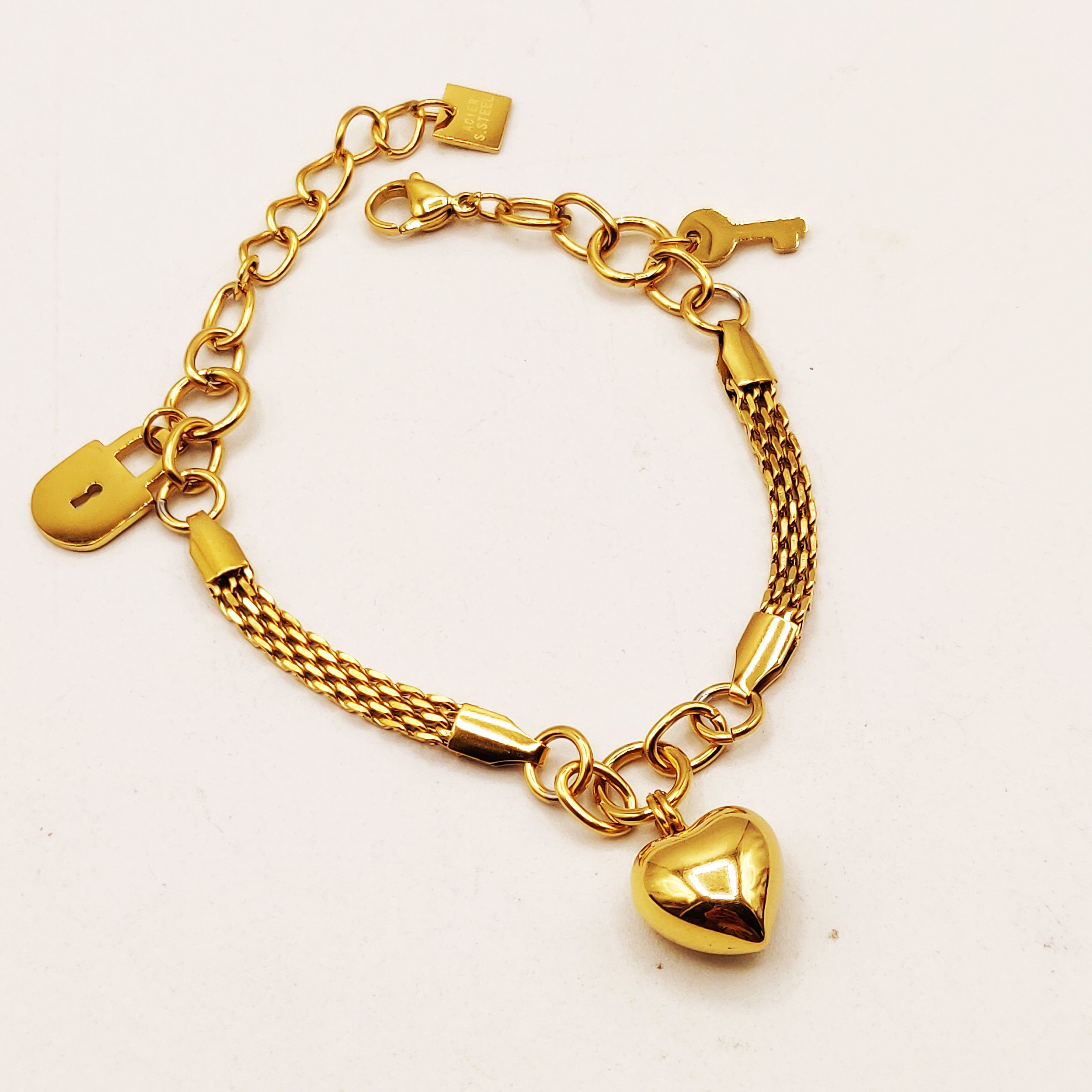 Bracelet Maille Pendentif Coeur Bombé Luxe