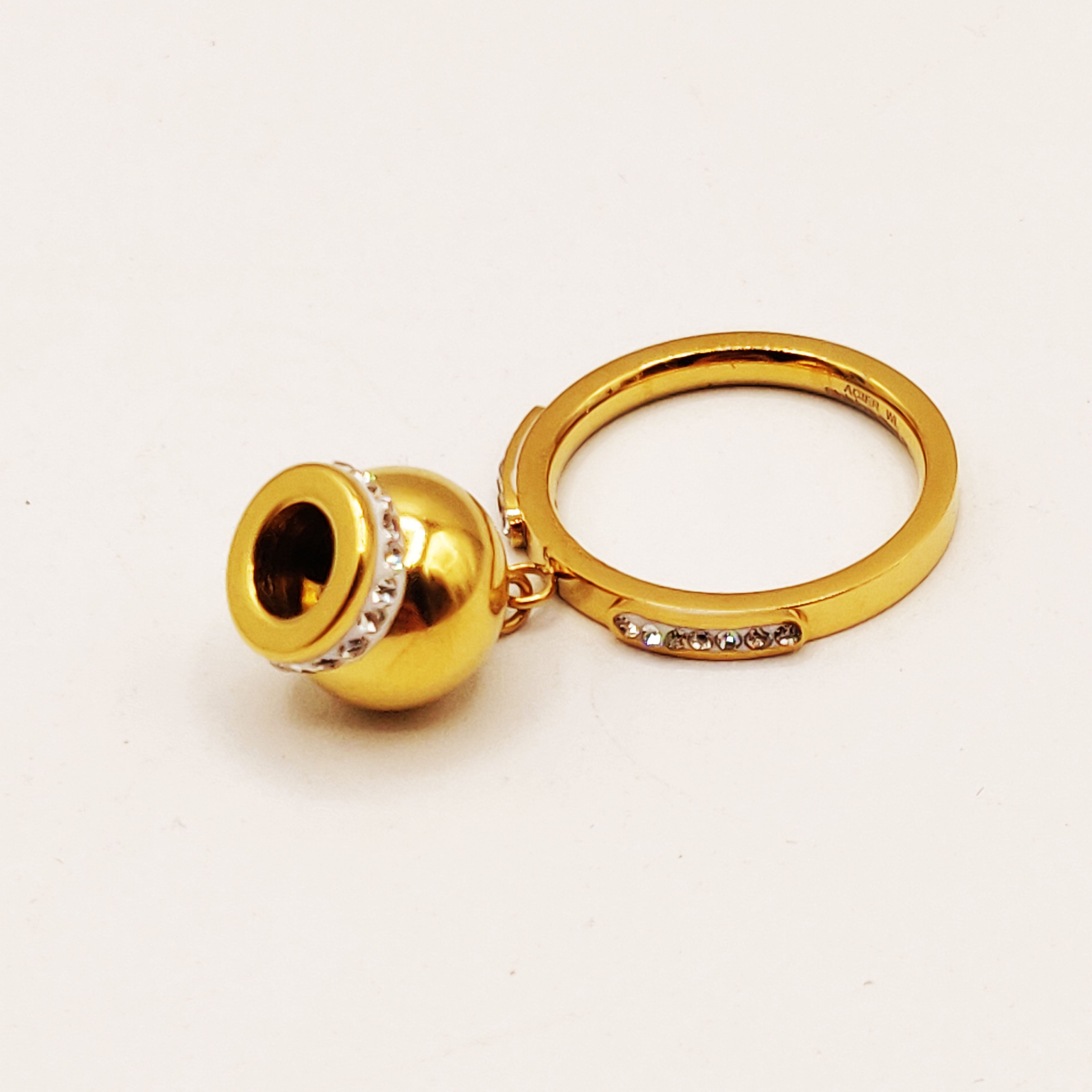Bague Cristaux Pendentif Boule Dorée