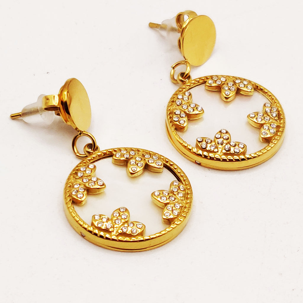 Boucles d'oreilles Maillons Cercle Blanc Nacrés Feuilles Cristaux Luxe