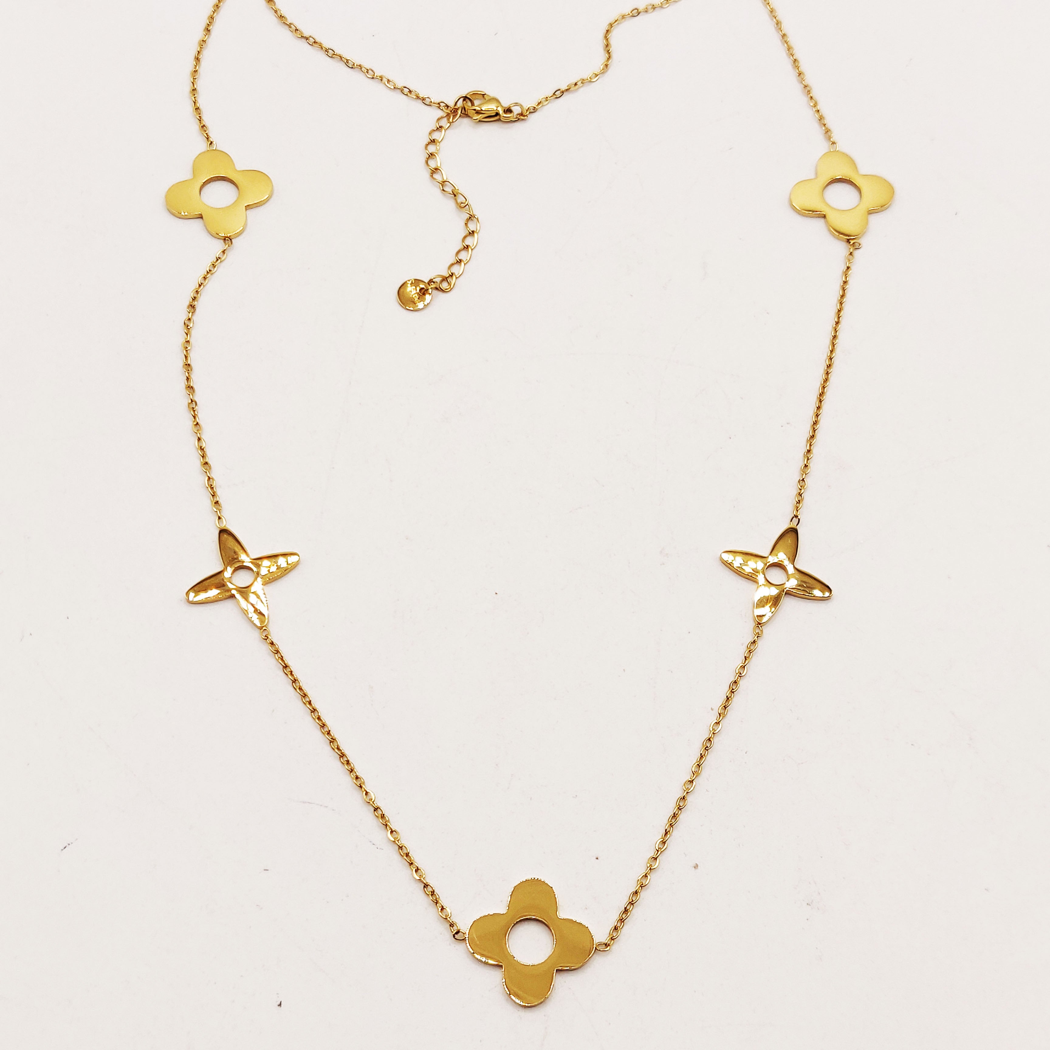 Collier / Sautoir Grands Trèfles et Étoiles Luxe