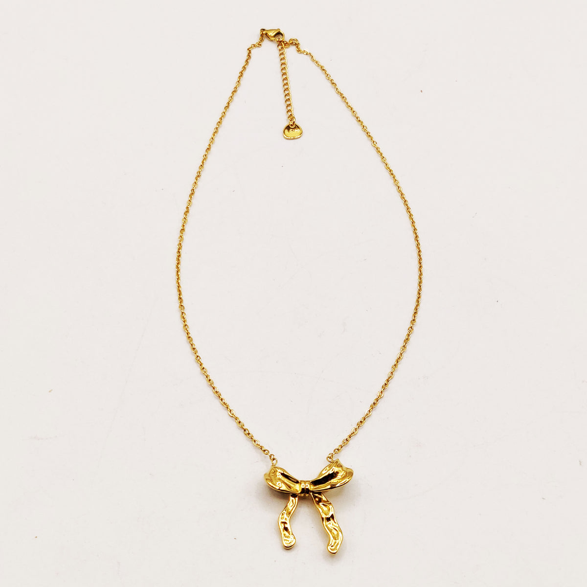 Collier Noeud Luxe