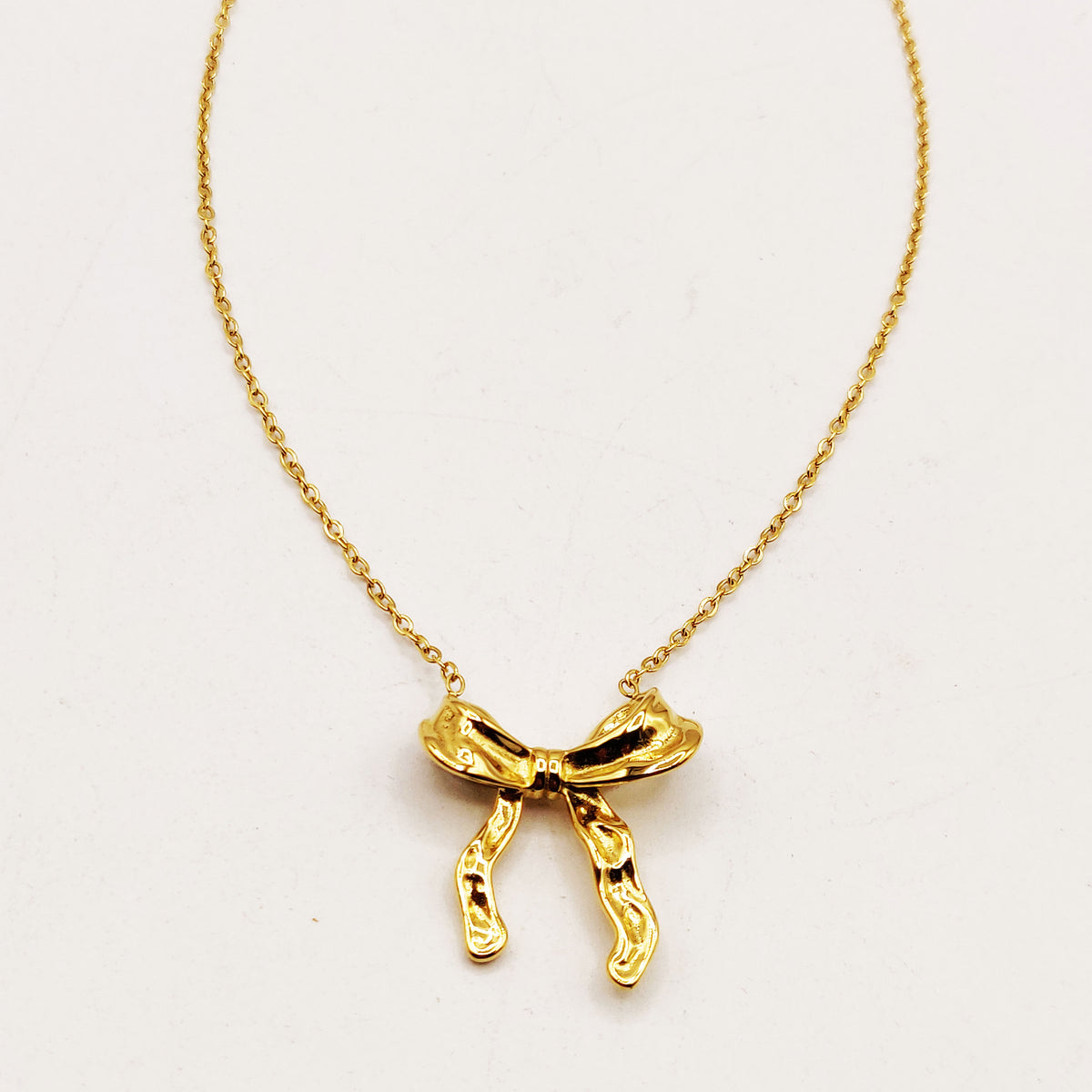 Collier Noeud Luxe