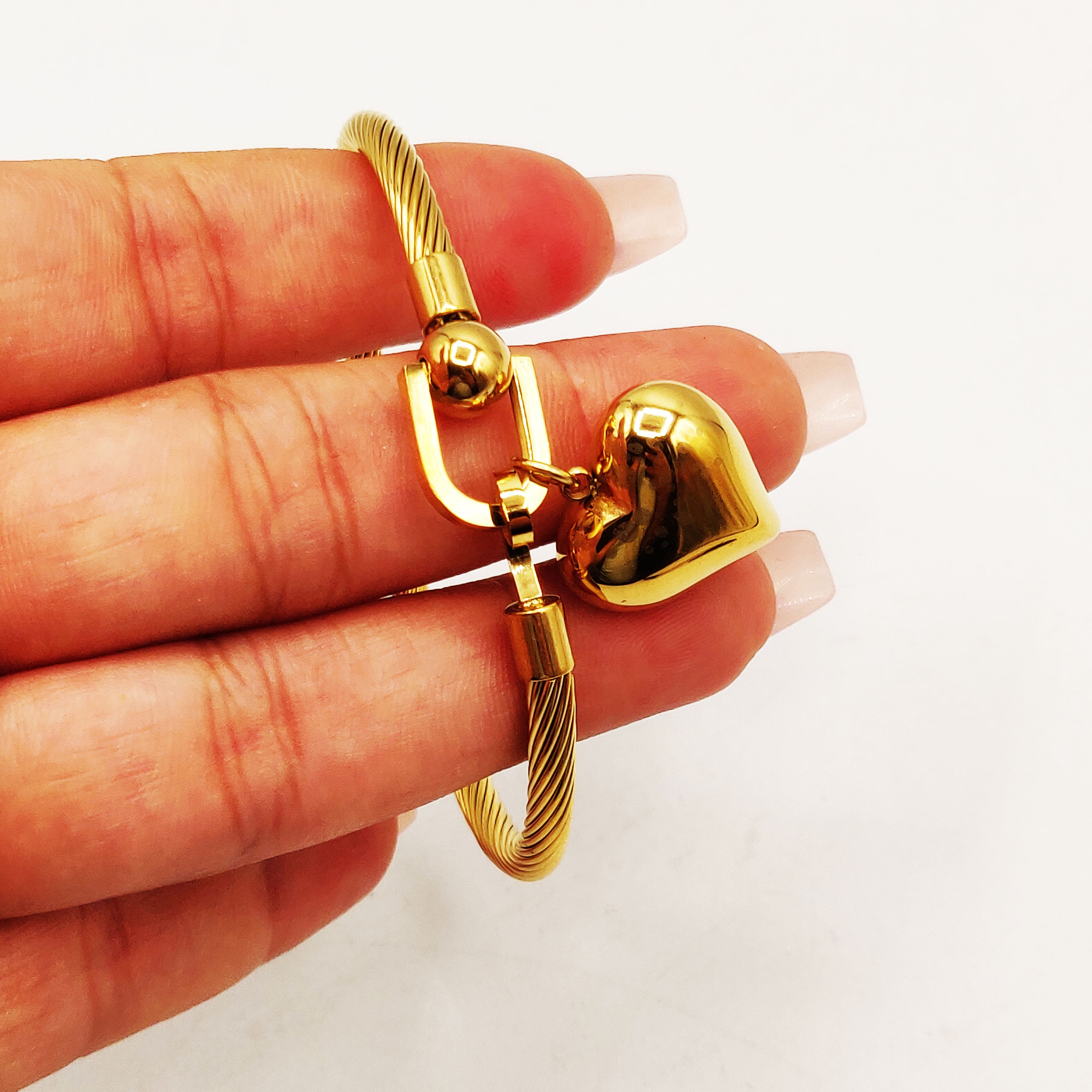 Bracelet Rigide Pendentif Coeur Bombé Luxe