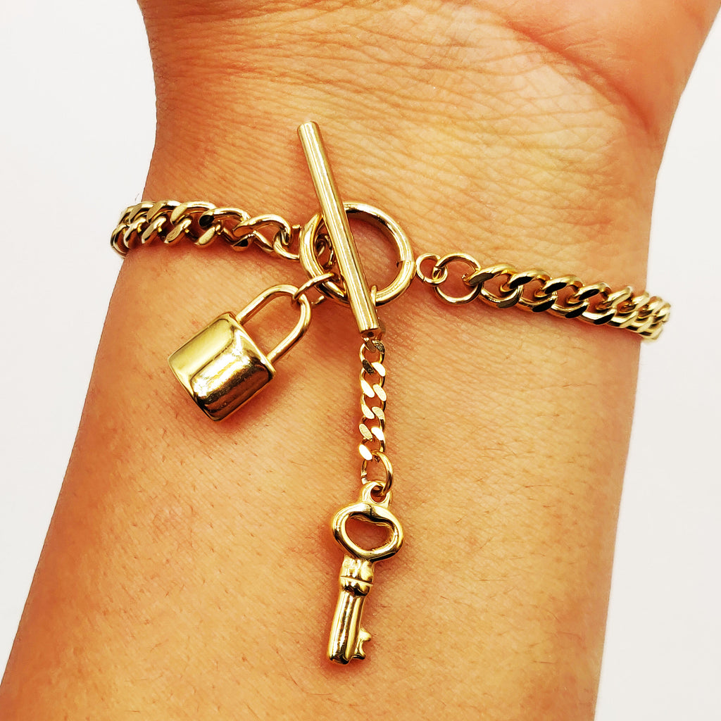 Bracelet Chaîne Pendentifs Cadenas et Clé