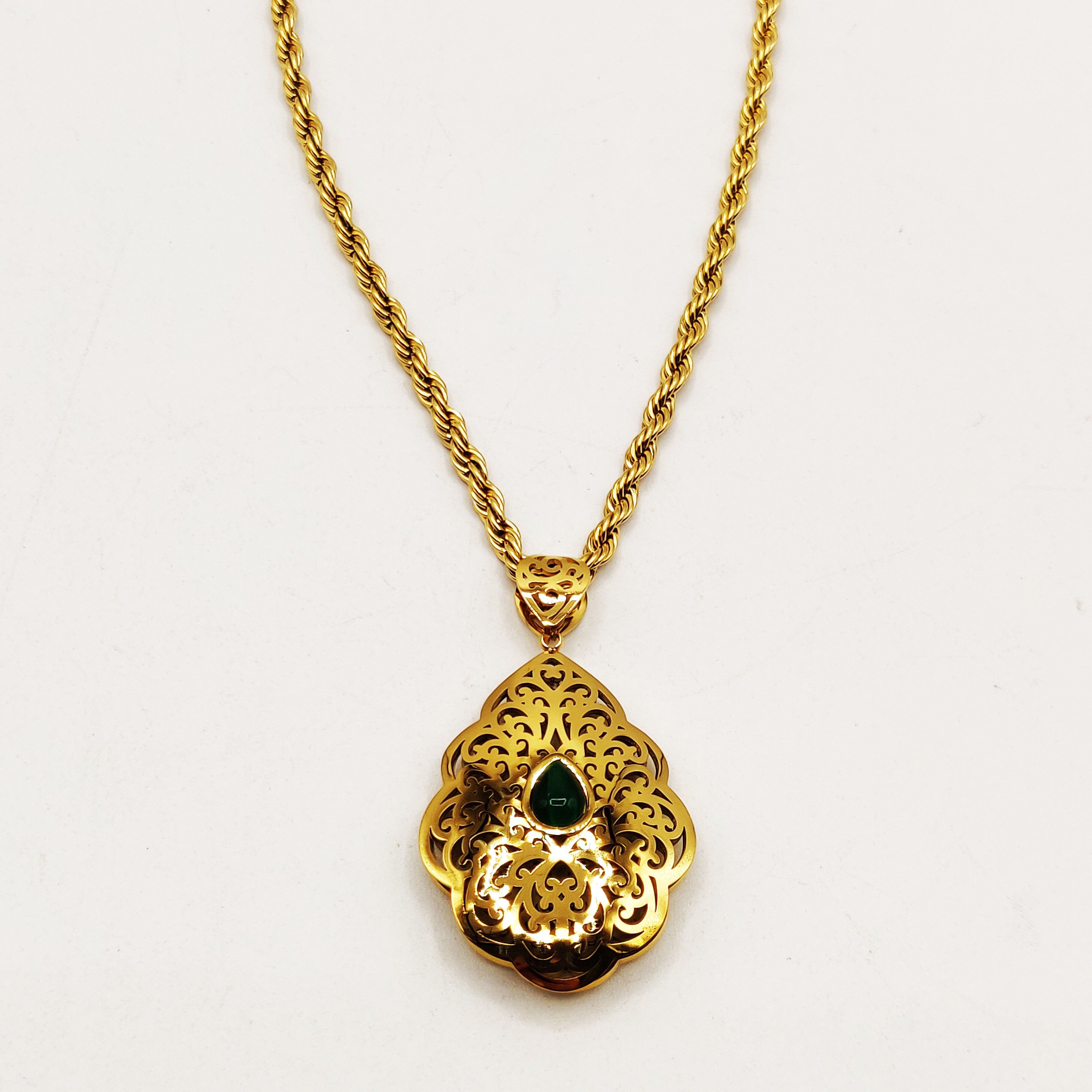 Collier Torsade Rosace Orientale Pierre Verte