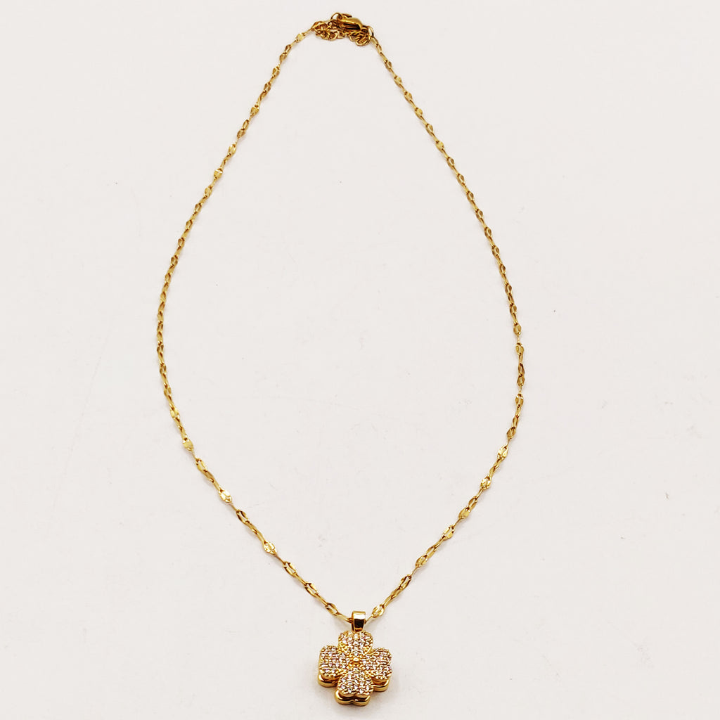 Collier Trèfle en Coeurs Multi Cristaux Luxe