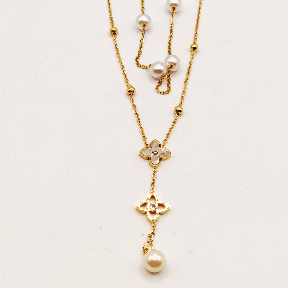 Collier Double Trèfles Étoiles Luxe et Perles d'imitation