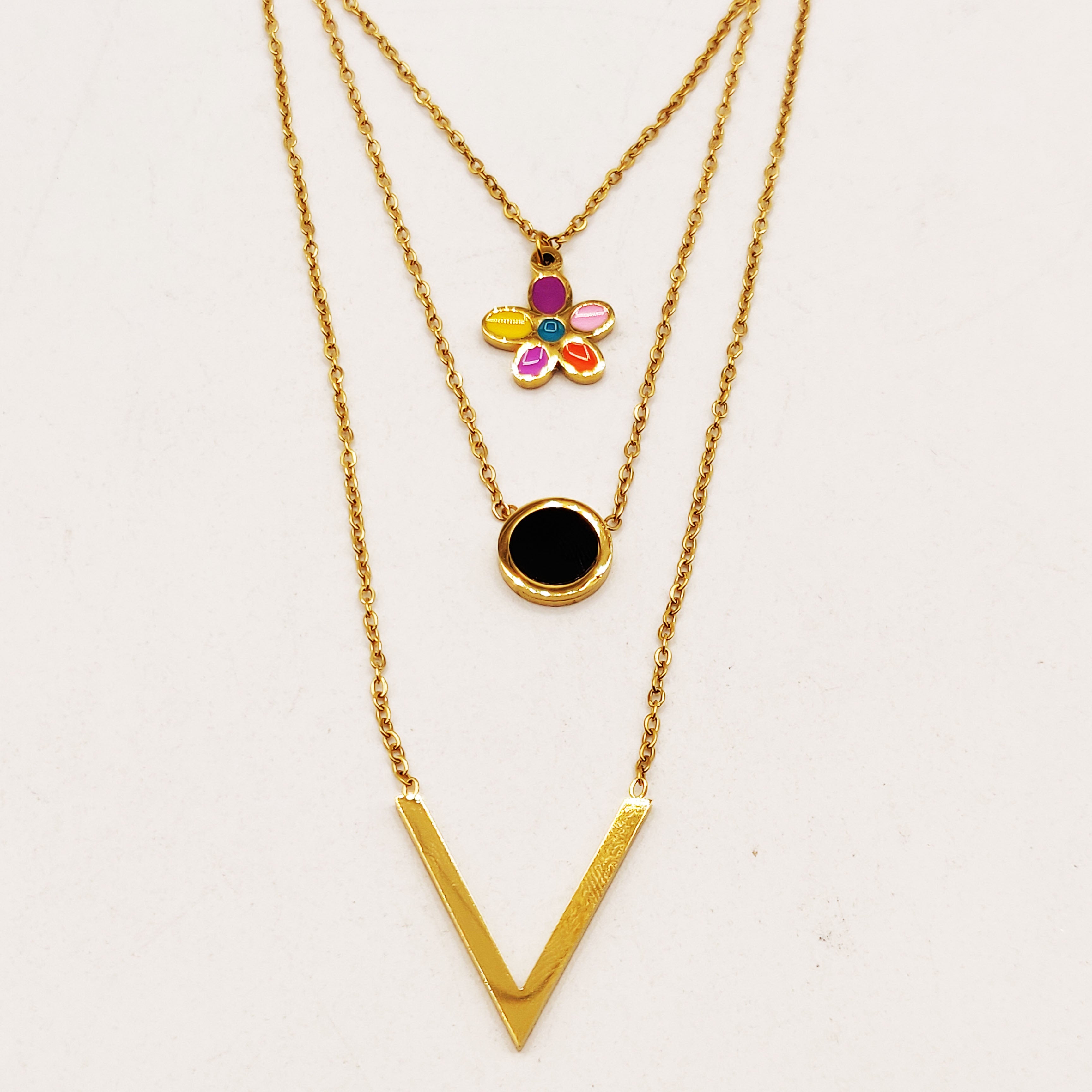Collier Triple Romain, Marguerite et V Luxe