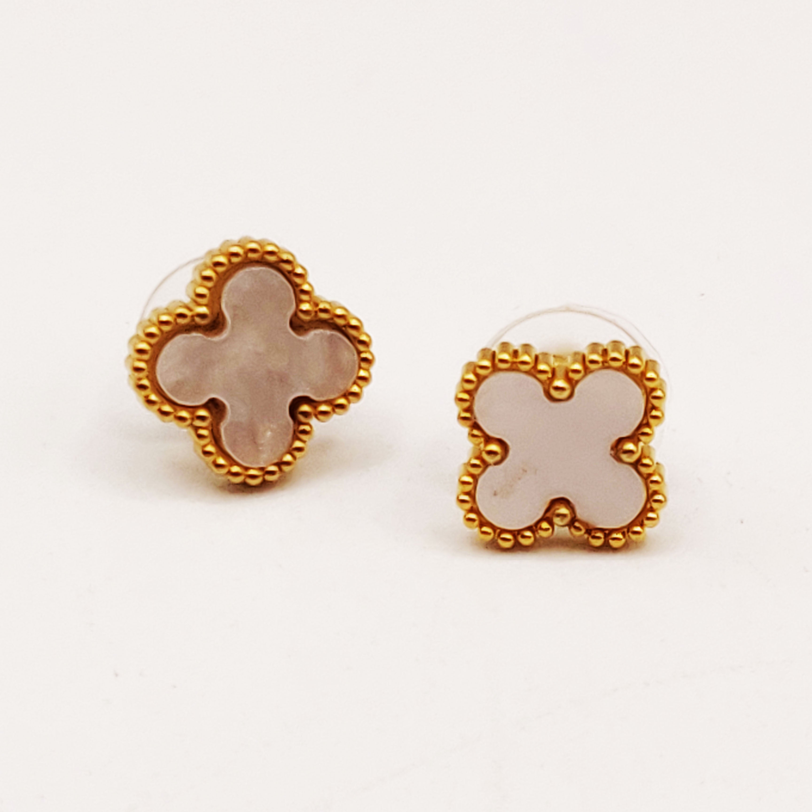 Boucles d'oreilles Trèfles Luxe Blancs