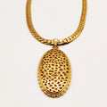 Collier Tresse Resserrée Grand Pendentif Ovale Troué Luxe