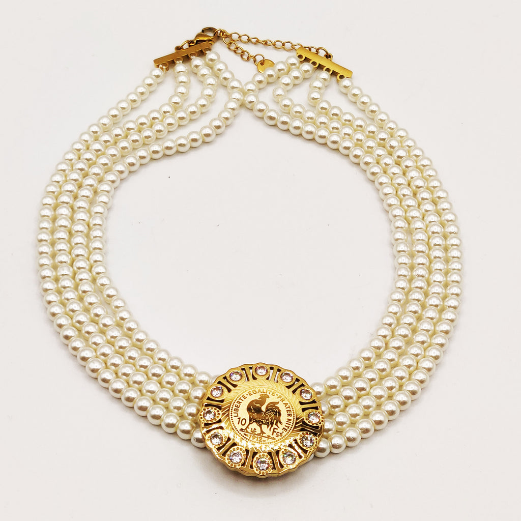 Collier Multirang de Perles d'imitation Pendentif Louise Coq Cristaux Luxe