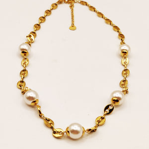 Collier Graines de Café et Perles d'imitation Blanches