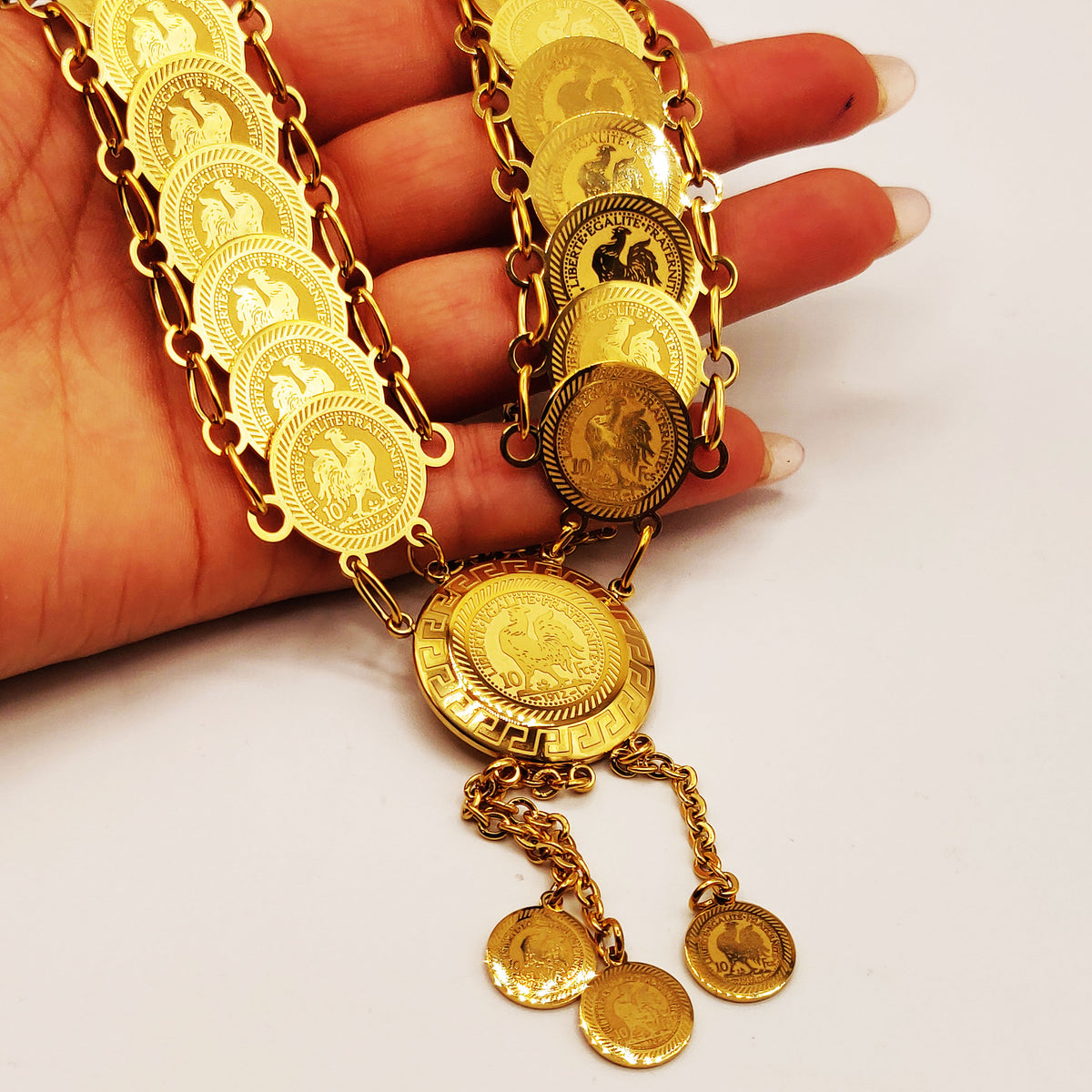 Collier Chaîne de Pendentifs Louise Coq V Luxe