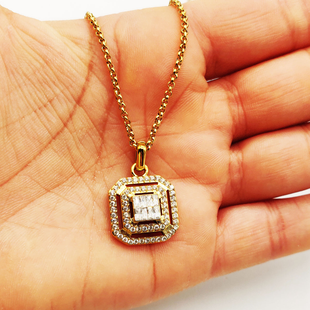 Collier Triple Carrés Cristaux Luxe