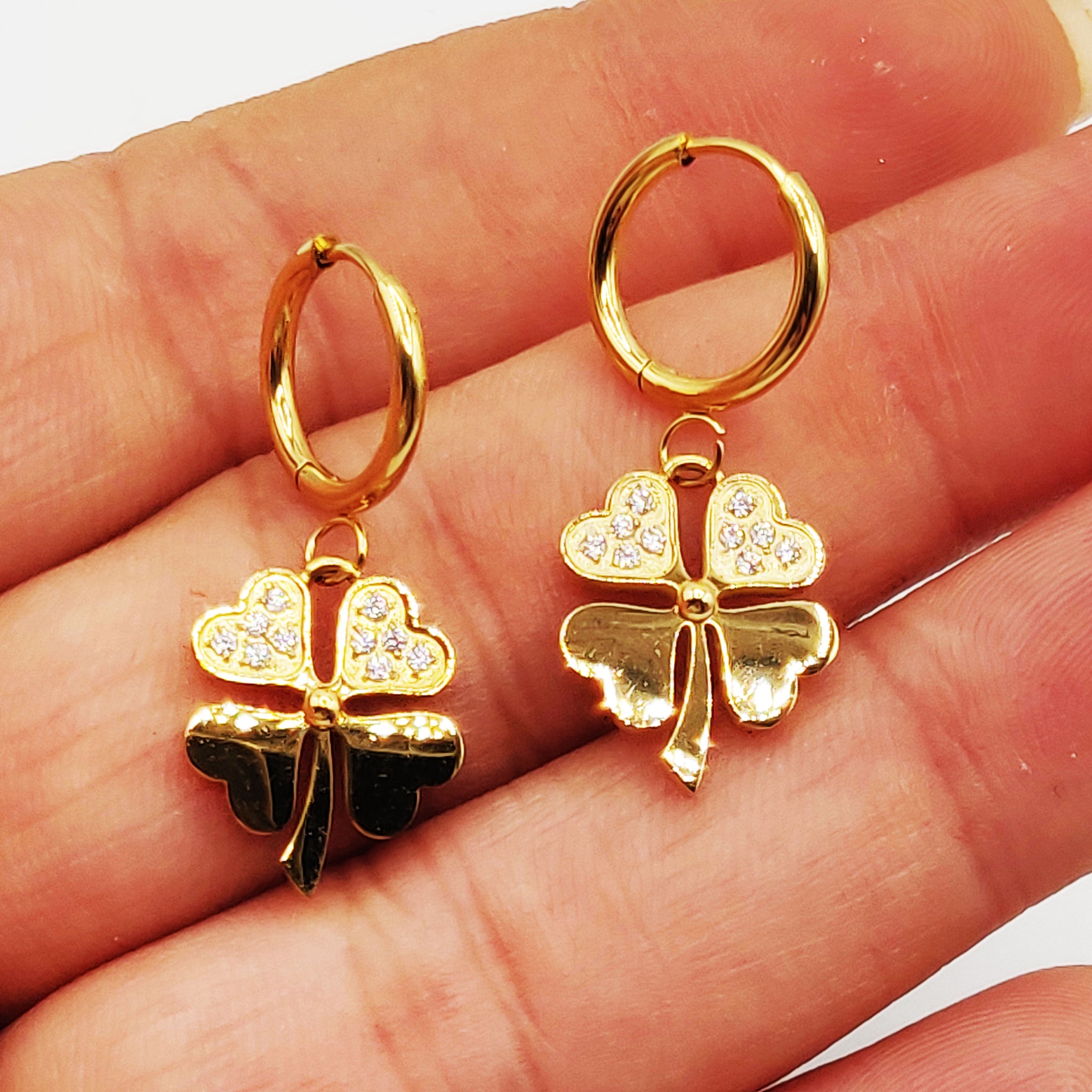 Boucles d'oreilles Chaîne Pendentif Trèfles à 4 Coeurs Luxe