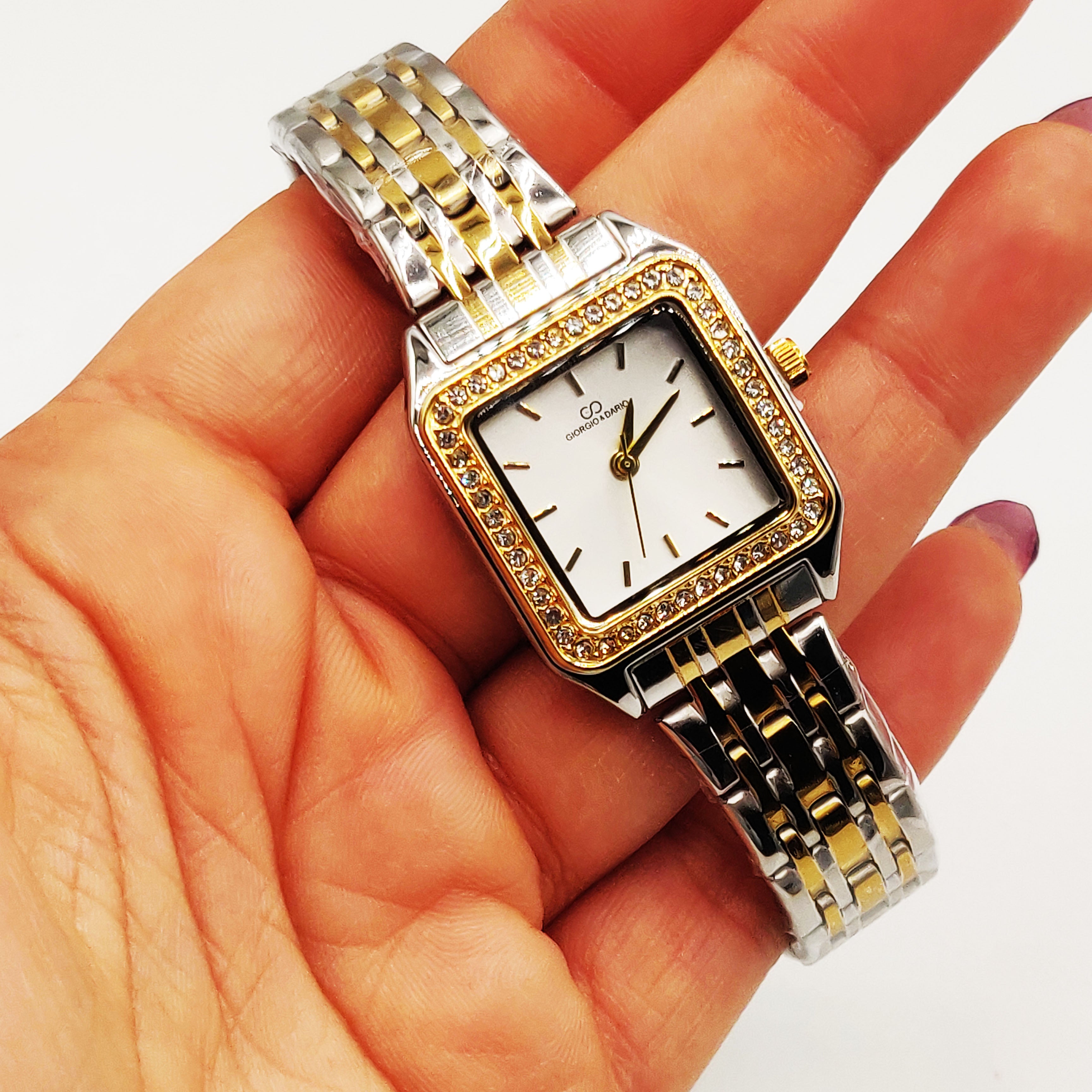 Montre Giorgio & Dario EU6550 Bracelet Argenté et Doré Fond Blanc