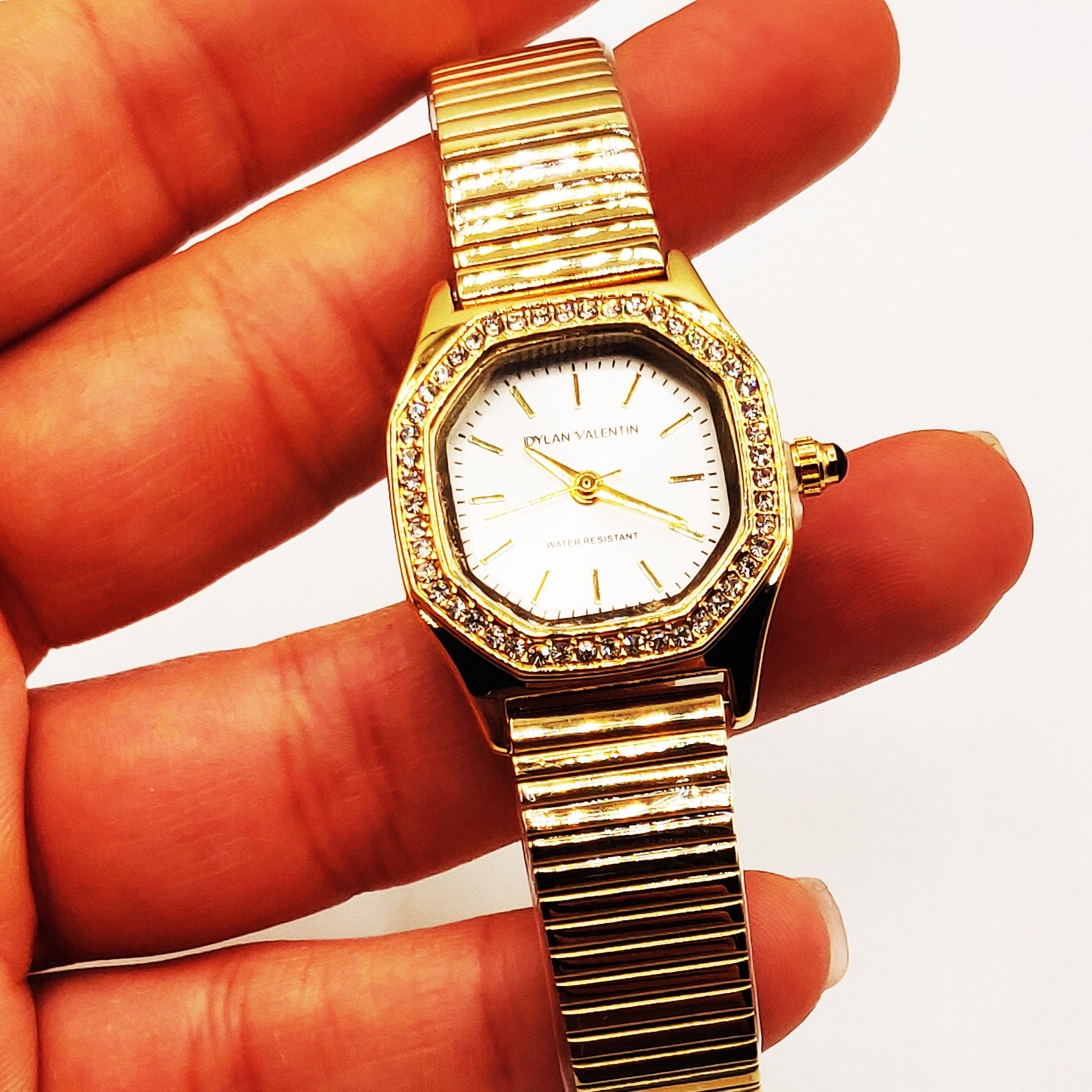 Montre Dylan Valentin DV100228 Bracelet Doré Fond Blanc