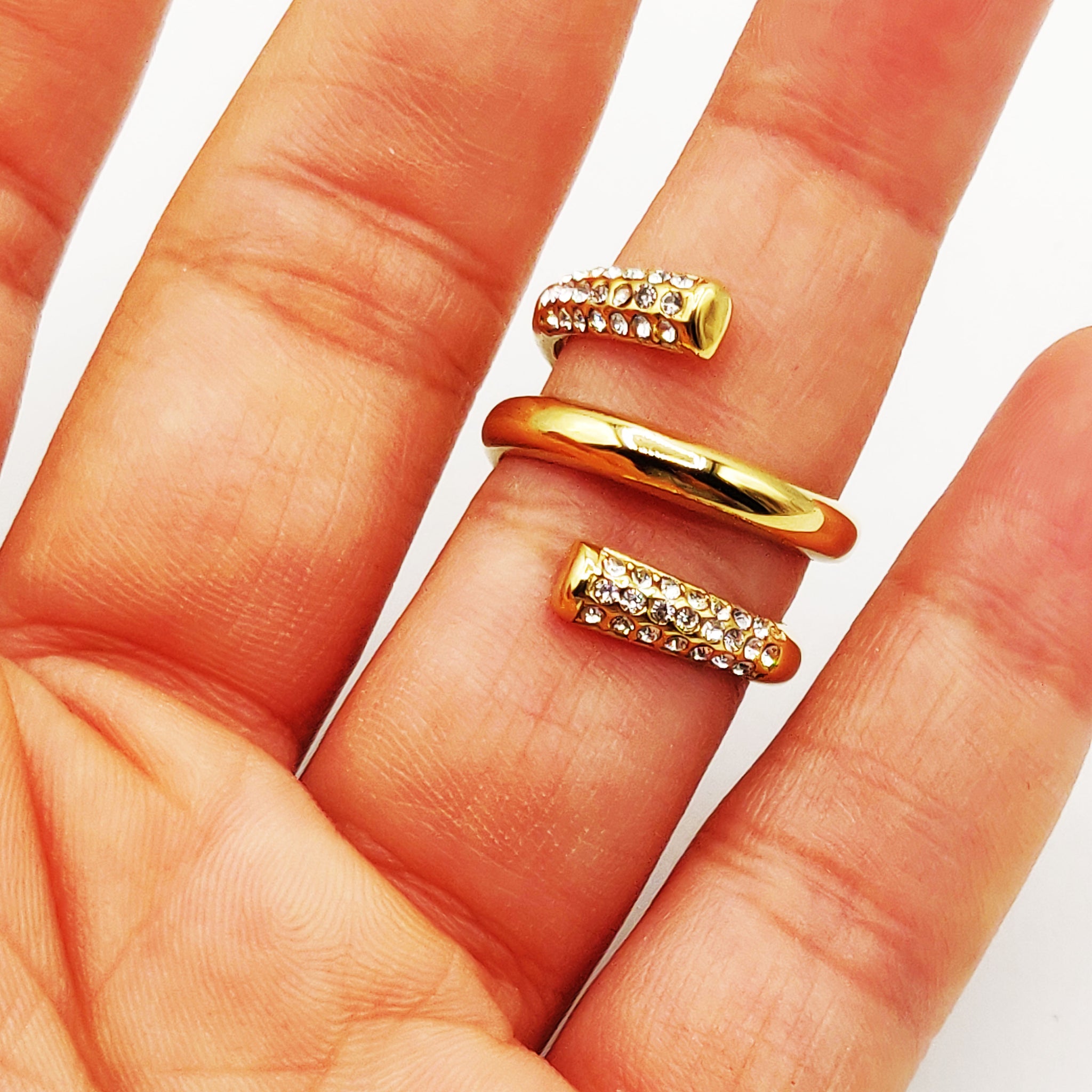 Bague Tourbillon Tube Cristaux Luxe