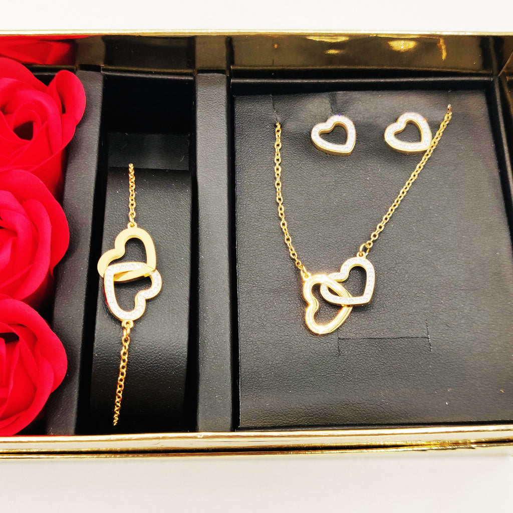 Coffret Collier, Bracelet et Boucles d'oreilles Double Coeurs Cristaux et Roses Rouges