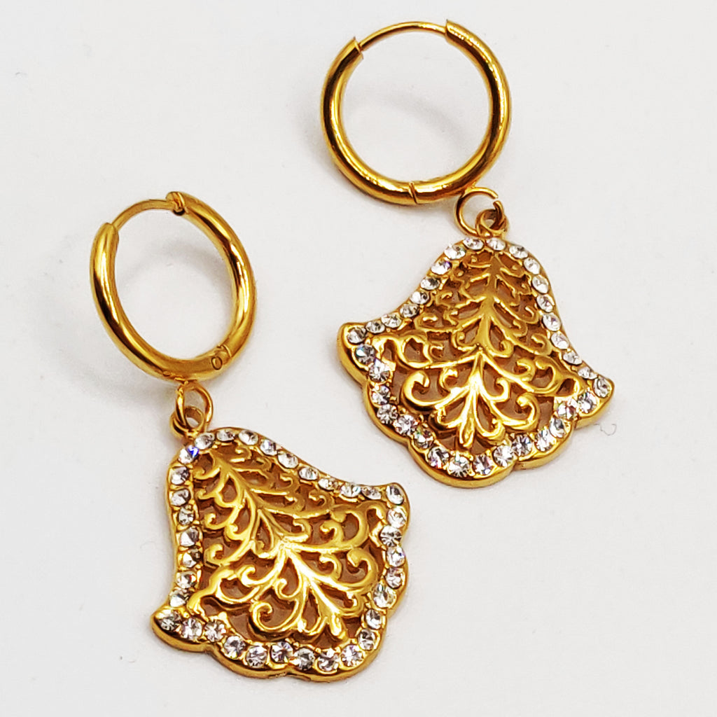 Boucles d'oreilles Torsade Main de Fatma Motifs Orientaux Tour Cristaux Luxe