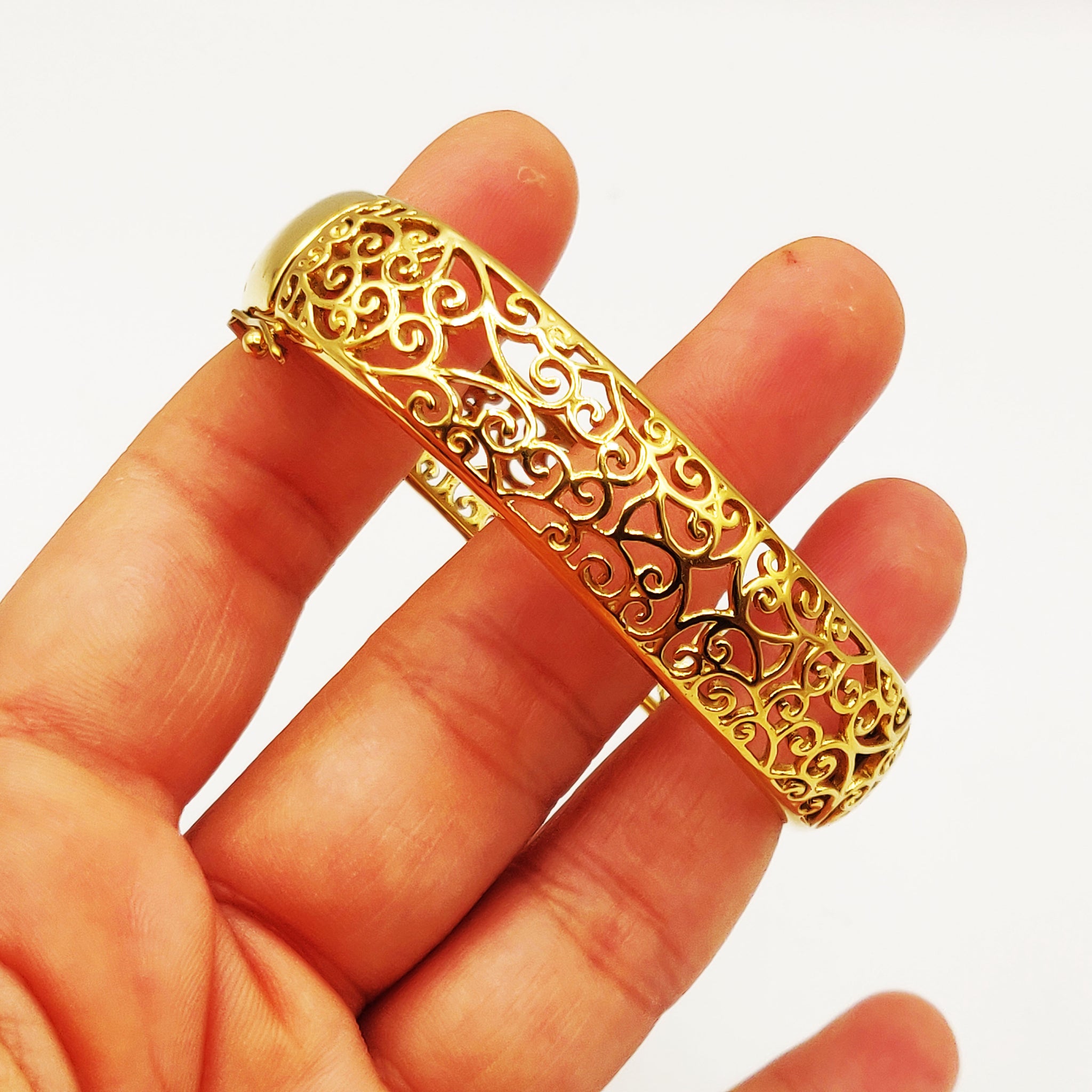 Bracelet Rigide Motifs Orientaux Bords Dorés Luxe