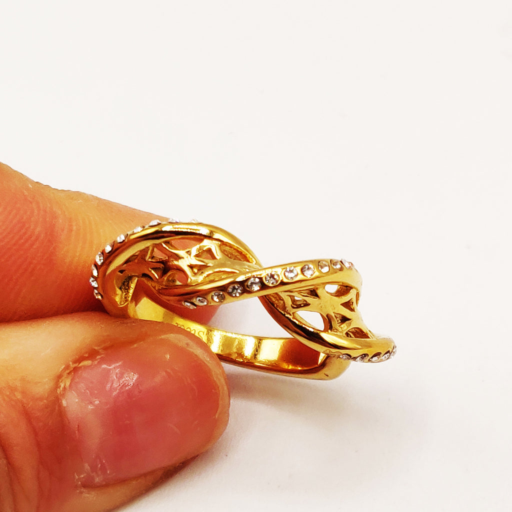 Bague Torsade Motifs Orientaux et Cristaux Luxe