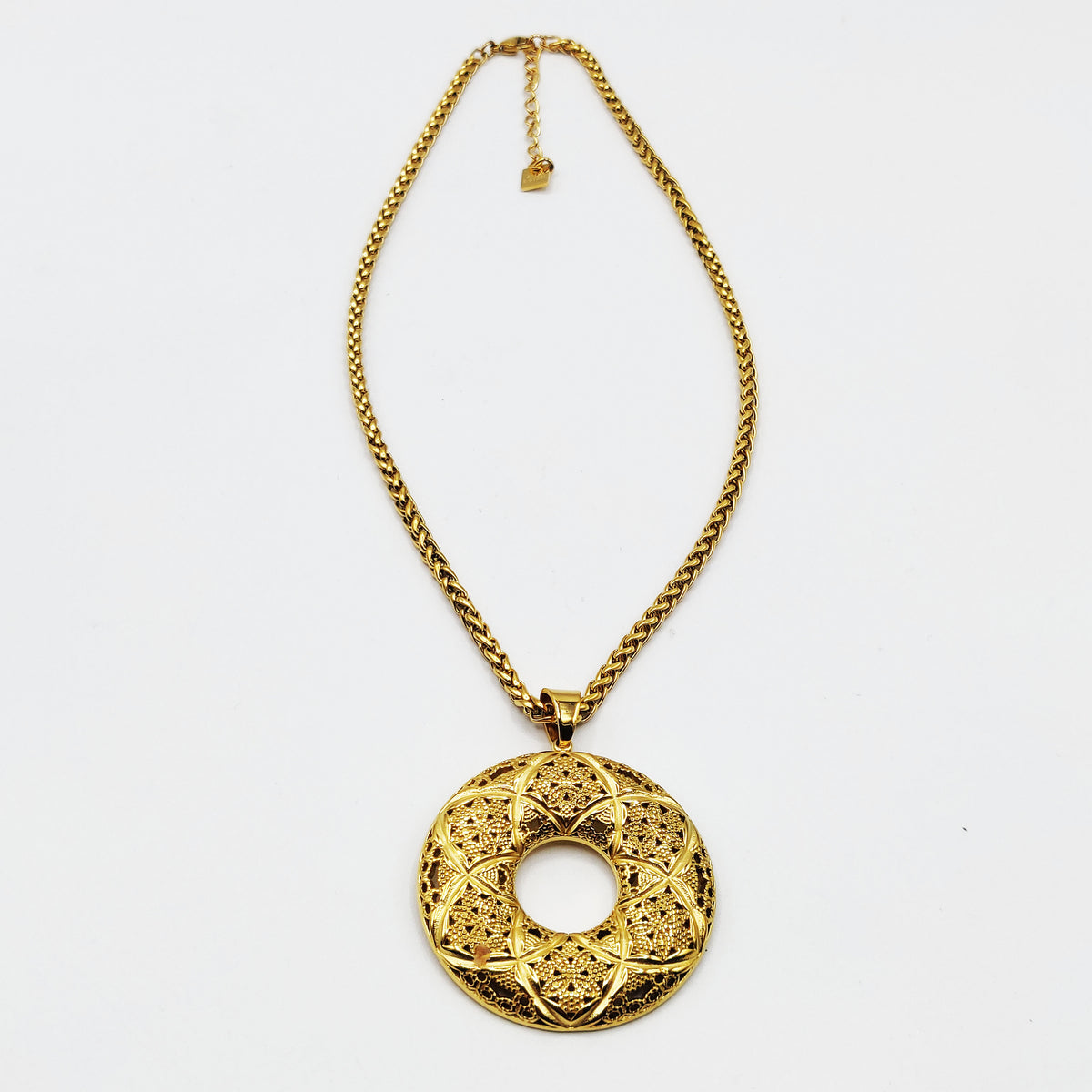 Collier Torsade Cercle Motifs Orientaux Fleurs X Luxe