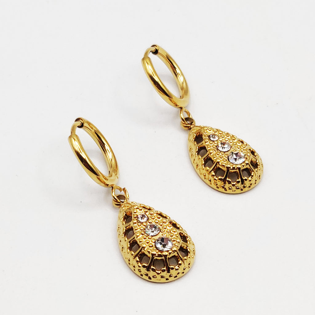 Boucles d'oreilles Multi Cercles Orientaux et Goutte Cristaux Luxe