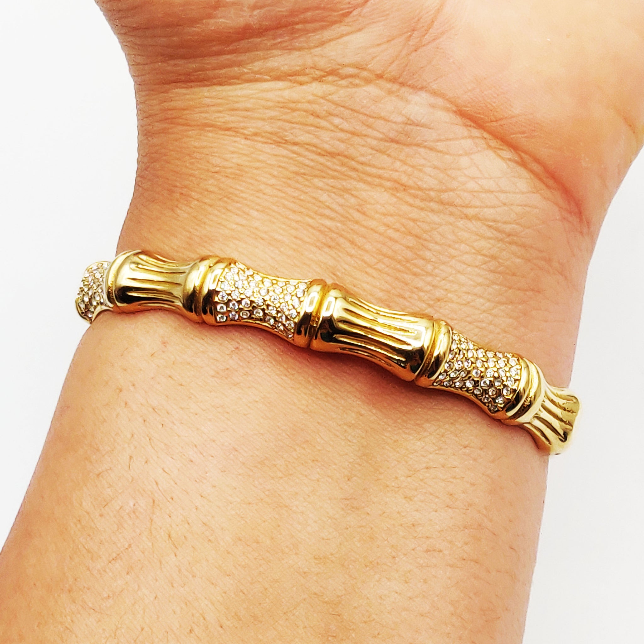Bracelet Rigide Os Cristaux et Rayés Luxe