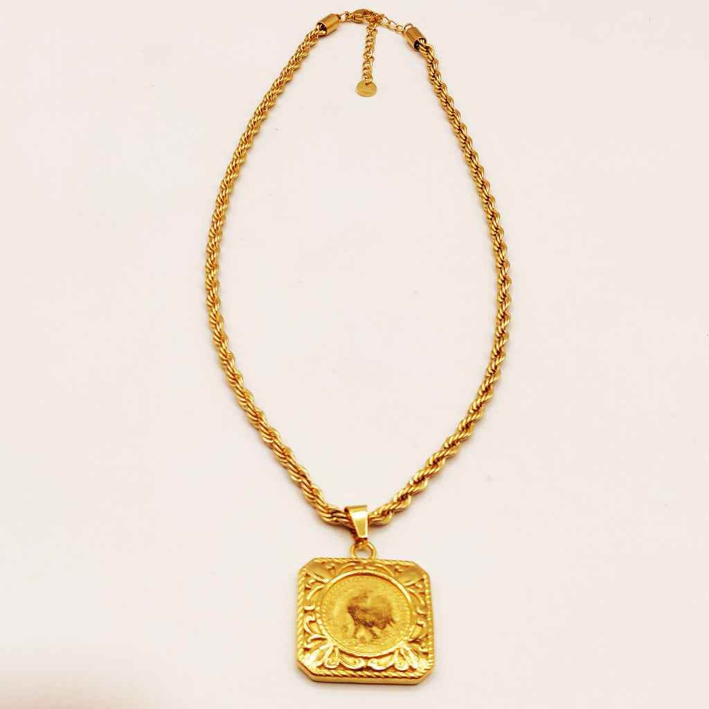 Collier Torsade Pendentif Carré Louise Coq Luxe