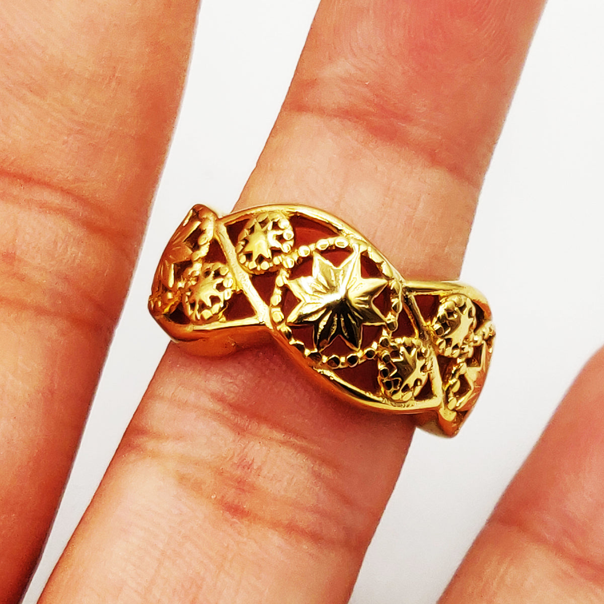 Bague Torsade Motifs Orientaux Étoilés Luxe