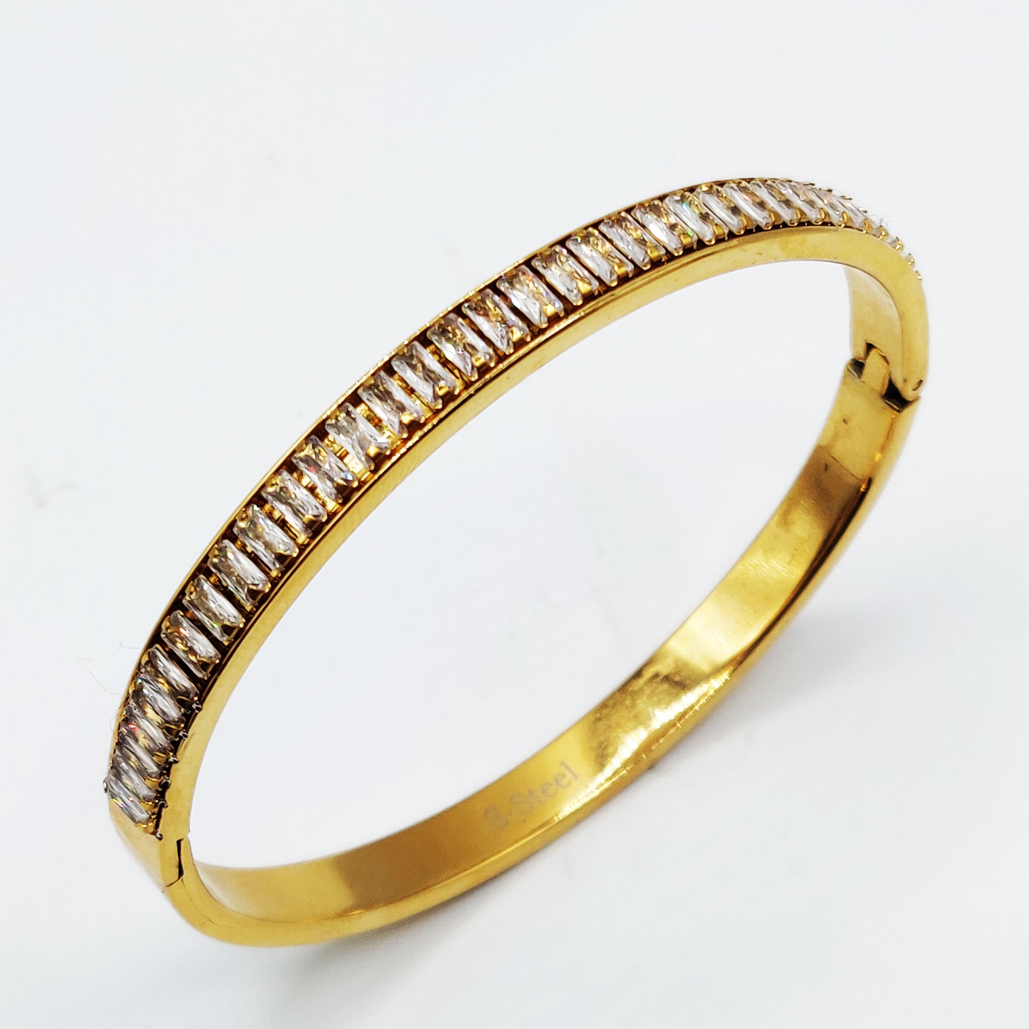Bracelet Rigide Ligne Cristaux Rectangulaires Luxe
