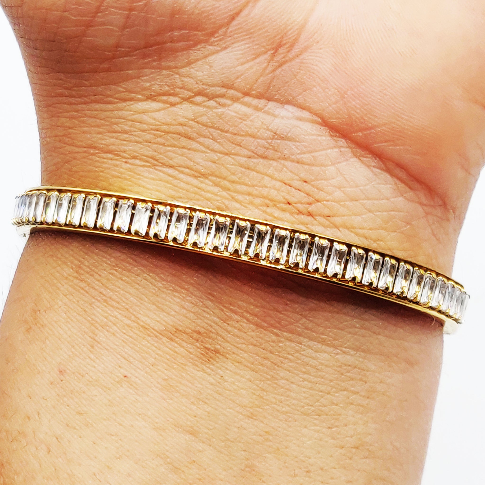 Bracelet Rigide Ligne Cristaux Rectangulaires Luxe