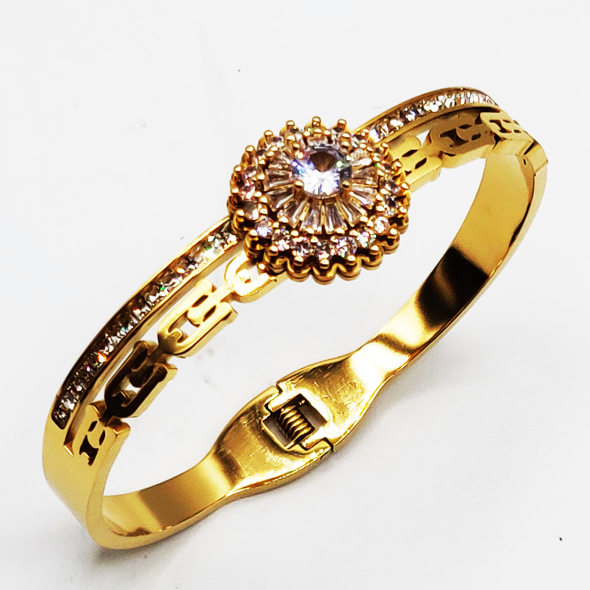 Bracelet Rigide T Luxe Triple Cercles de Cristaux
