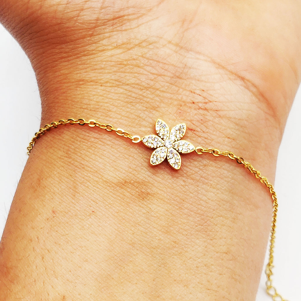 Bracelet Multi Fleurs et Cristaux