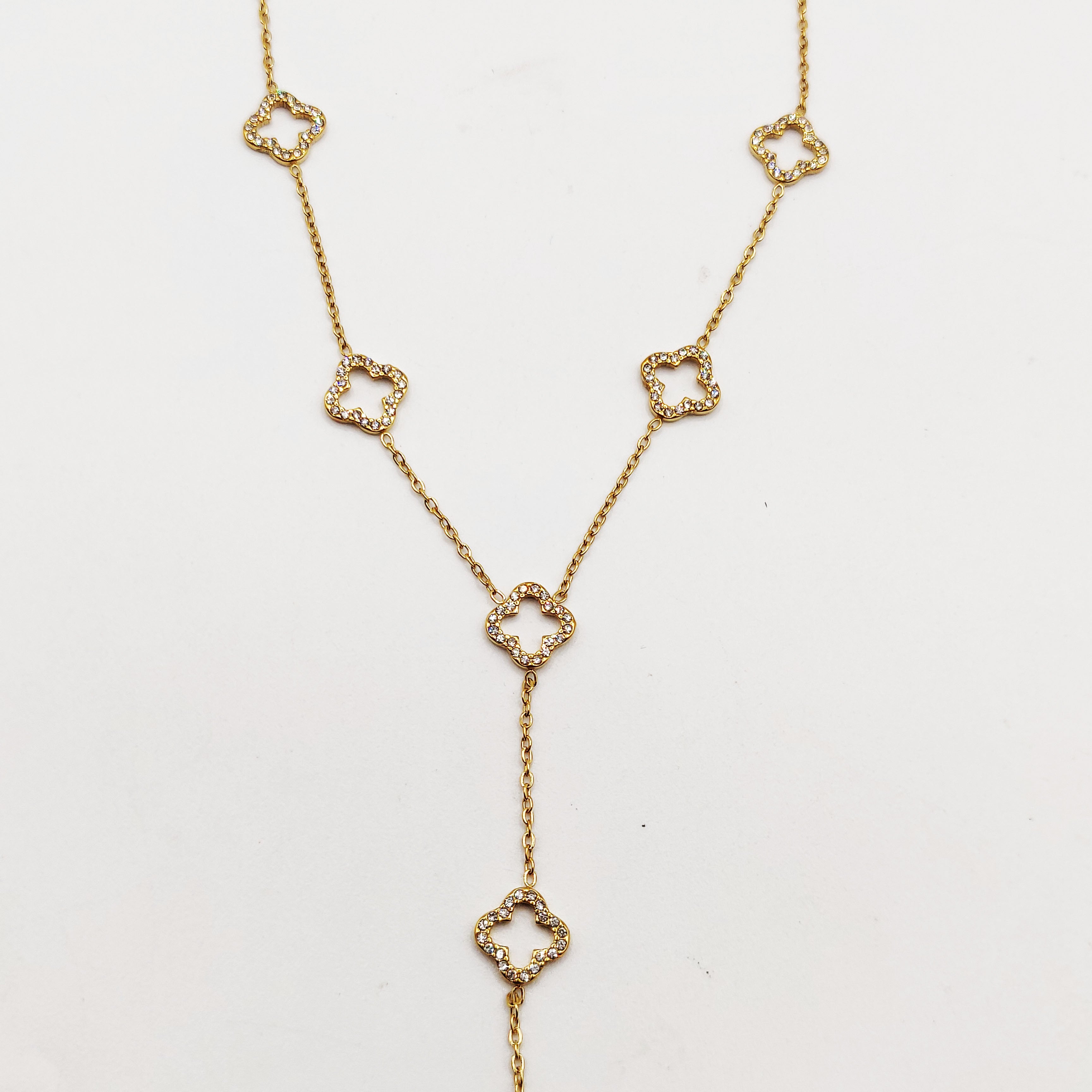 Collier Multi Trèfles Creux Tour Cristaux Descendant