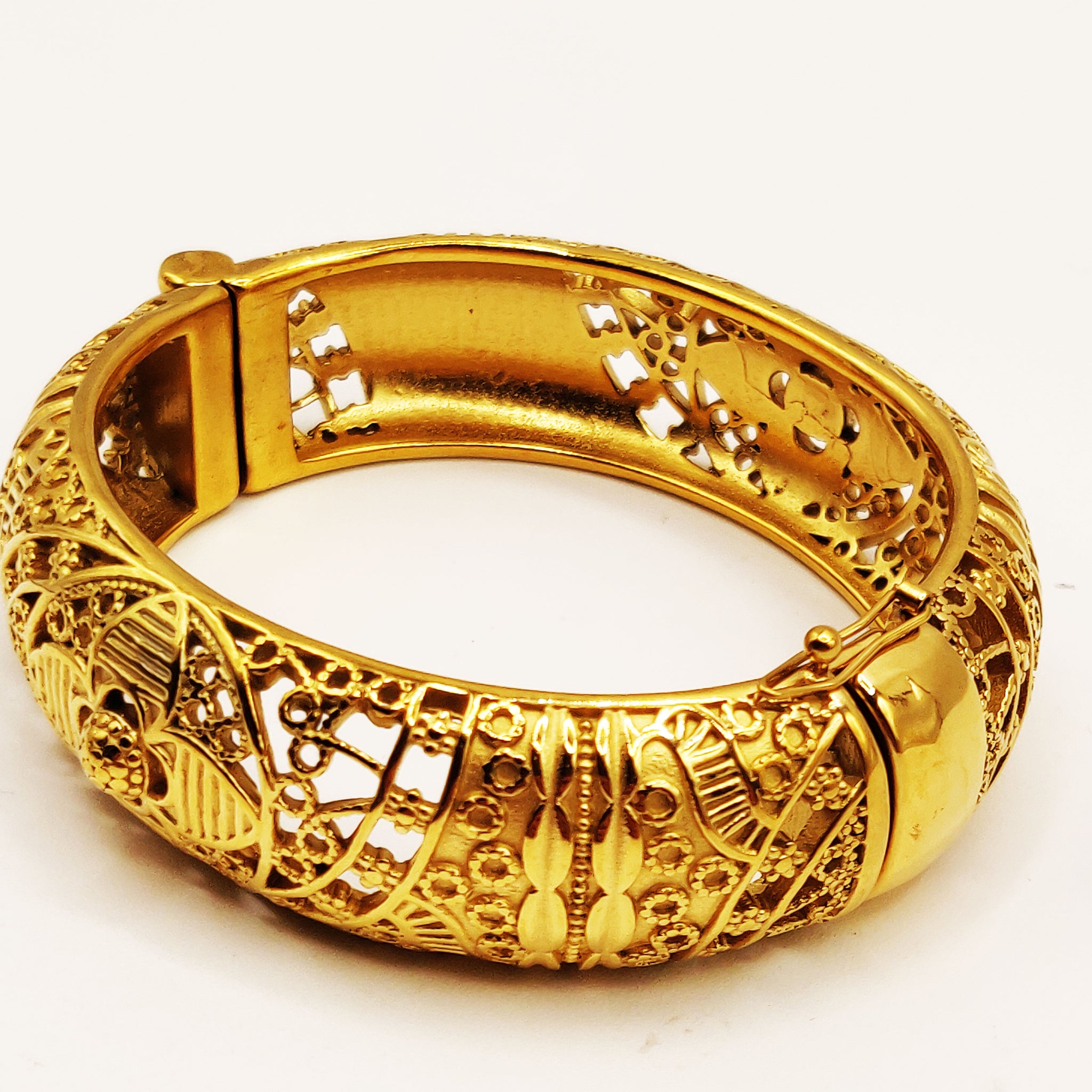 Bracelet Rigide Motifs Trèfles orientaux Luxe
