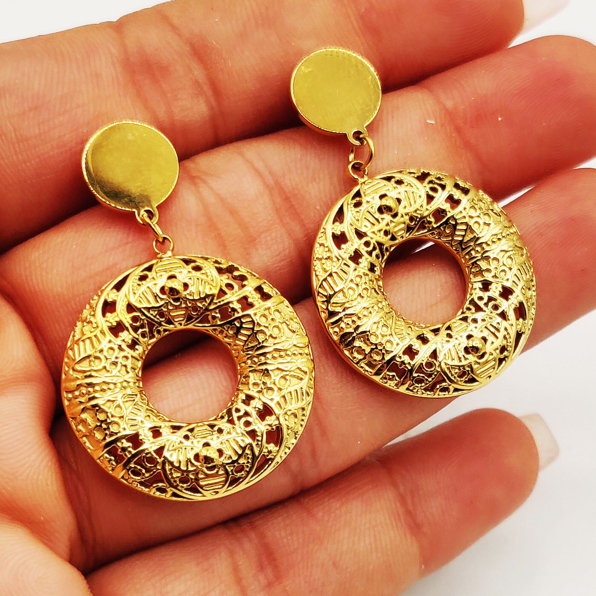 Boucles d'oreilles Torsade Cercle Motifs Trèfles Orientaux Luxe