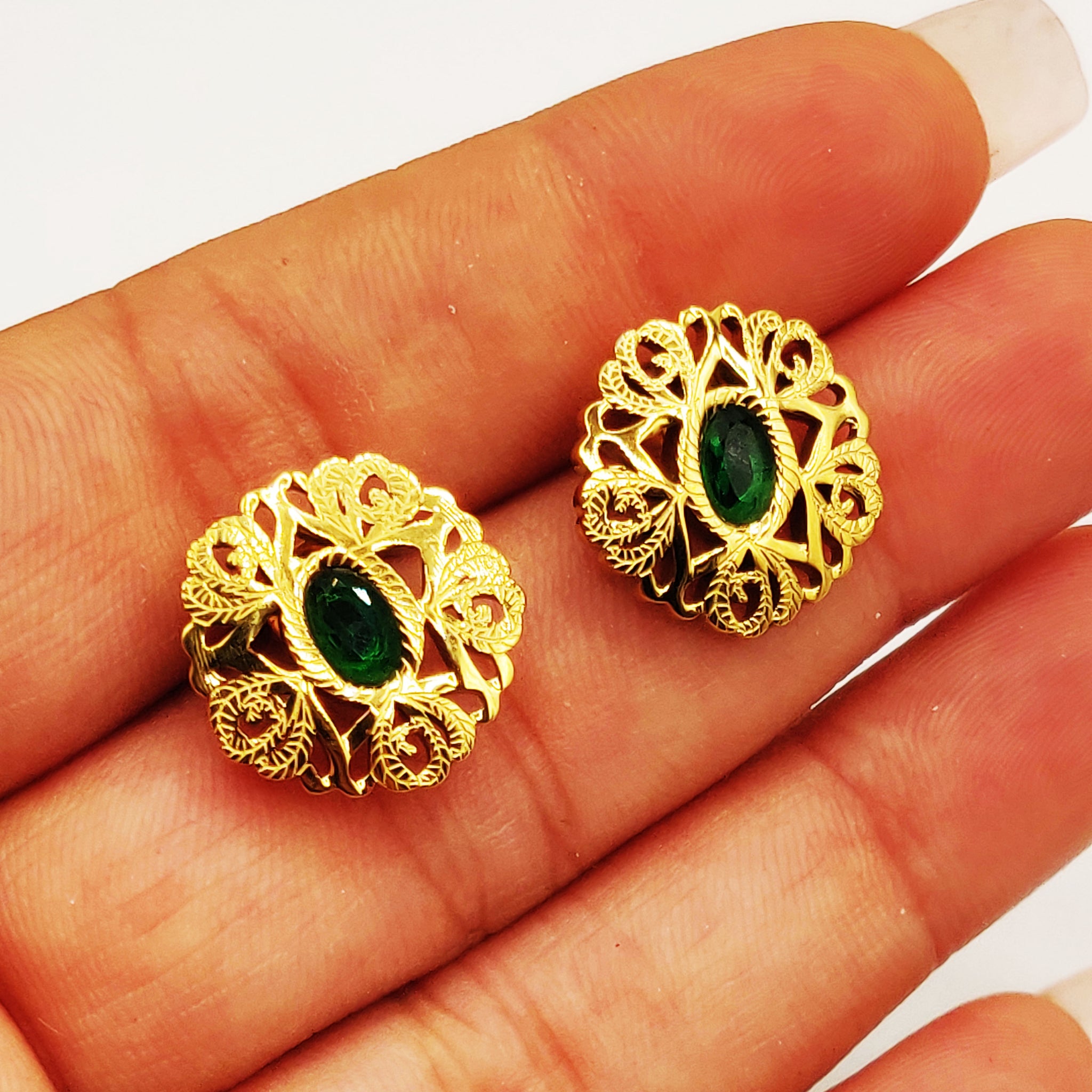Boucles d'oreilles Motif Oriental Pierre Verte