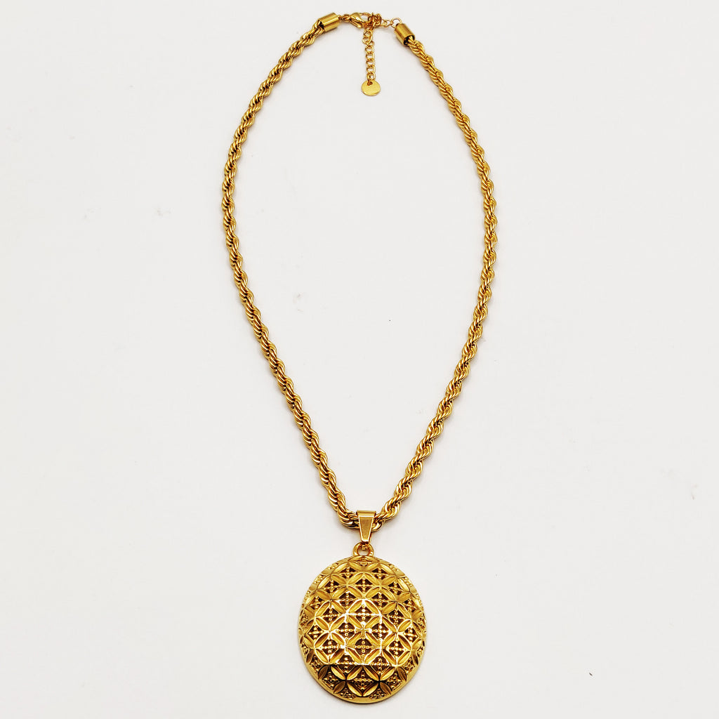 Collier Torsade Pendentif Ovale Oriental Premium Luxe