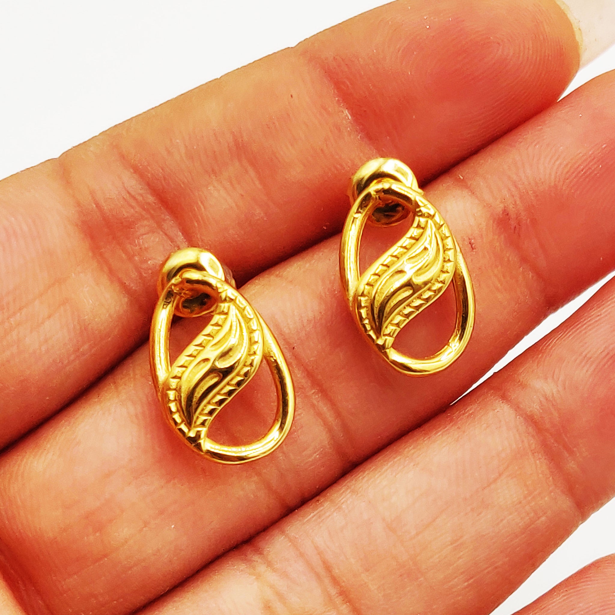 Boucles d'oreilles Tresse Resserrée Pendentifs Ovales Orientaux Luxe