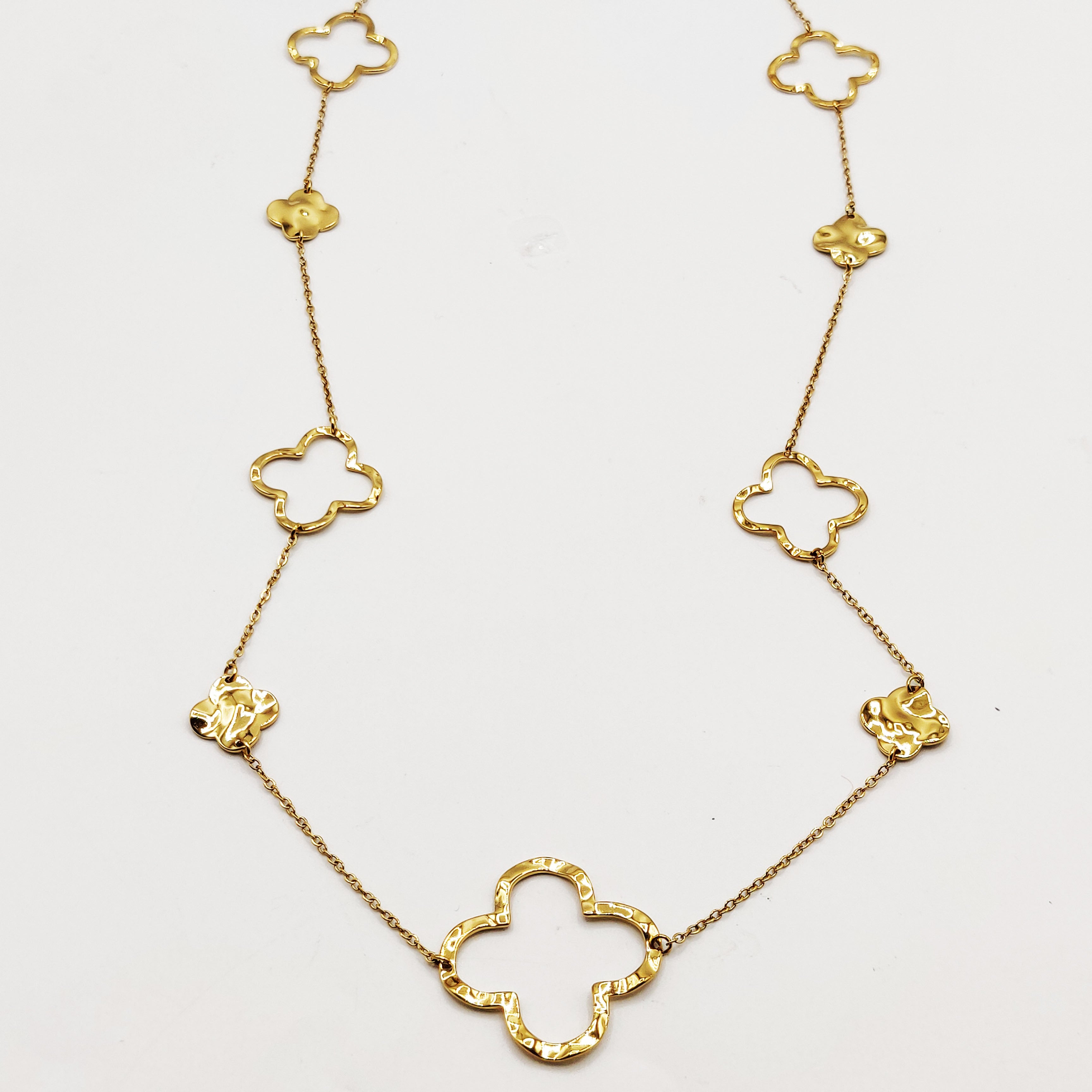 Collier / Sautoir Multi Trèfles Creux et Dorés