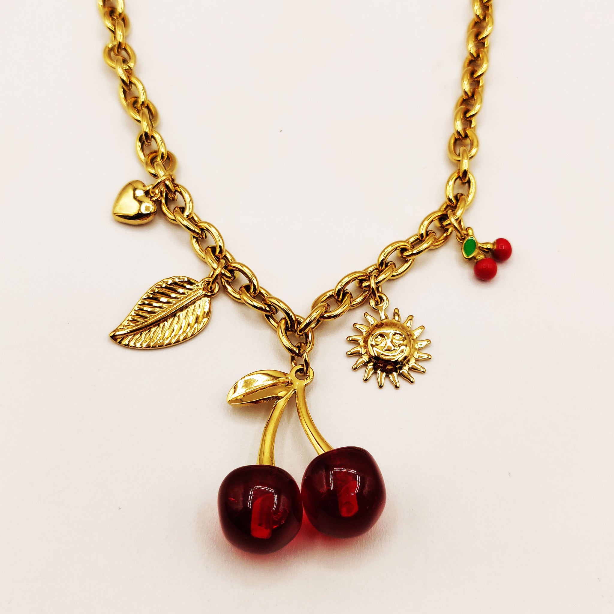 Collier Bibelots Cerises Translucides Luxe