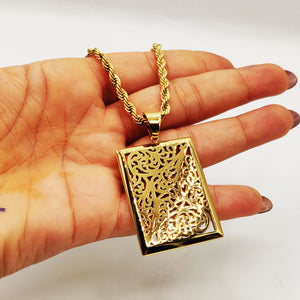 Collier Torsade Grand Rectangle Motifs Orientaux Luxe