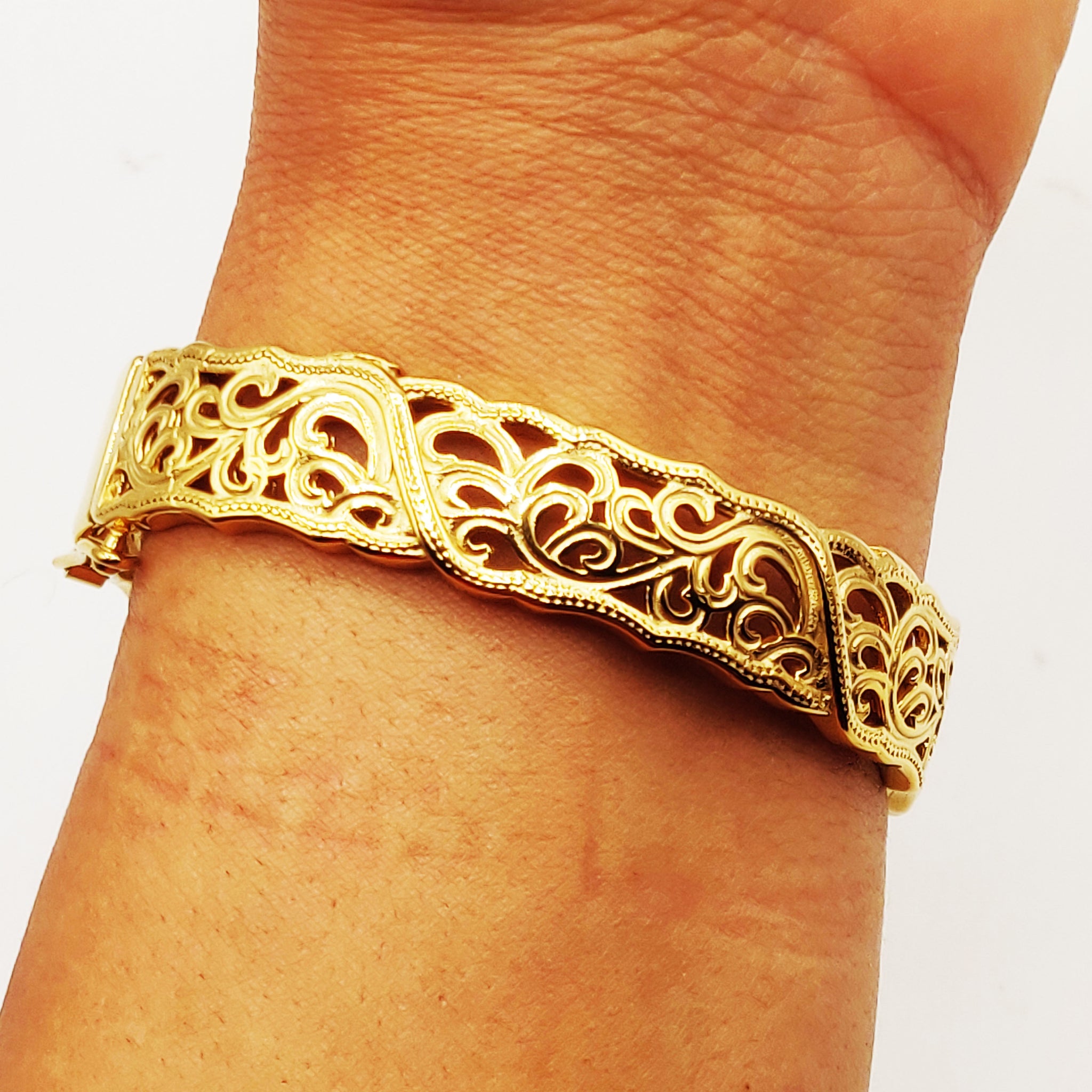 Bracelet Rigide Motifs Orientaux Creusés Luxe
