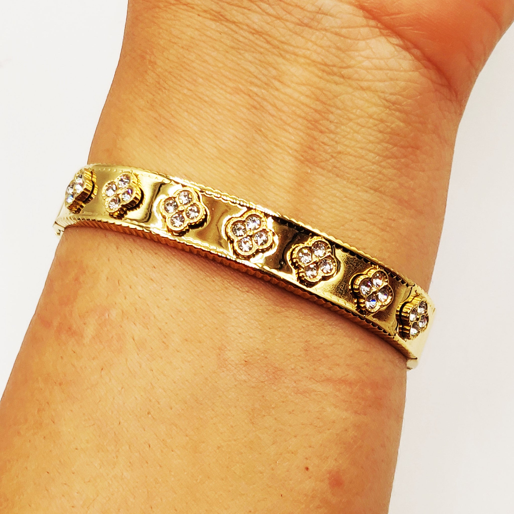 Bracelet Rigide Multi Trèfles 4 Cristaux Luxe